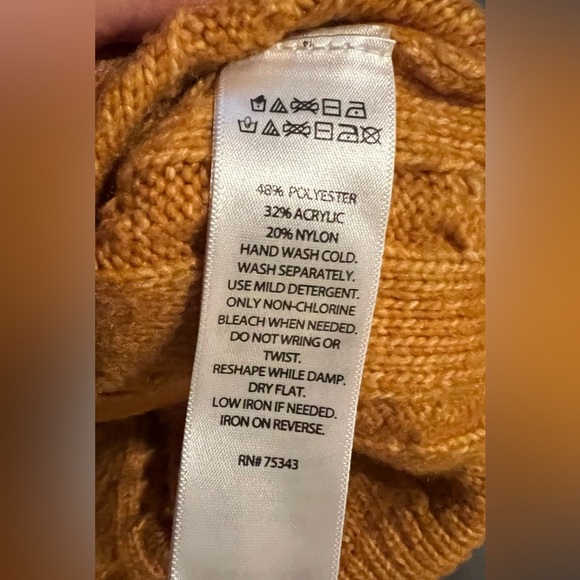 Cable Knit Sweater Vest Gold Mustard Cupcakes‎ and Cashmere Size L - Picture 5 of 7